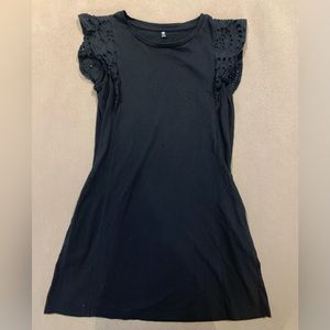 𝅺Uniqlo girls sleeveless navy blue dress with eyelet detail size 9-10